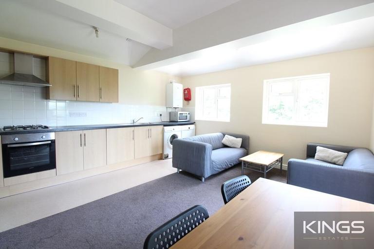 7 bedroom house for rent Sirdar Road, Southampton, SO17 3SJ UniHomes