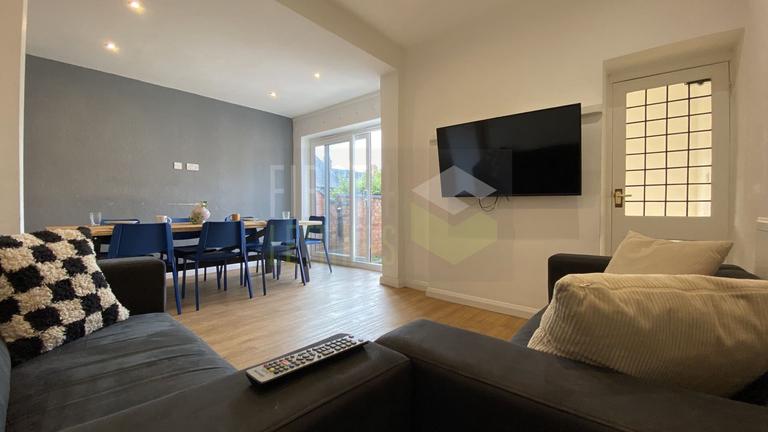 Clarendon Park Road, Clarendon Park, Leicester, LE2 3AQ