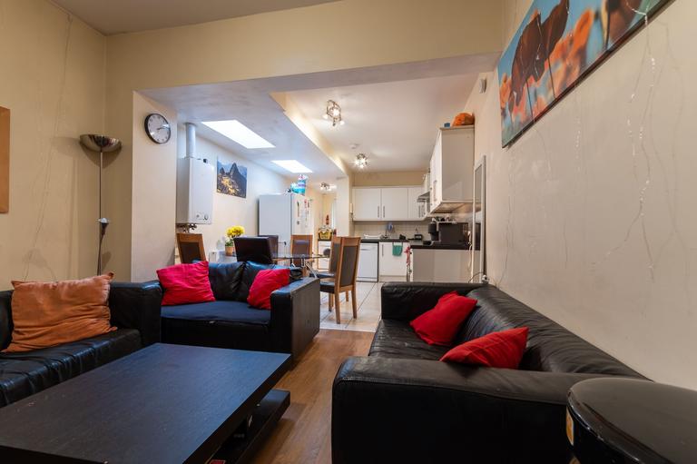 Dawlish Road, Selly Oak, Birmingham, B29 7AS