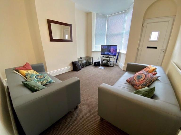 4 bedroom house for rent Shoreham Street, Sheffield, S1 4ST UniHomes