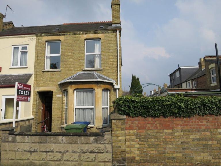 Silver Road, East Oxford, Oxford, OX4 3AP