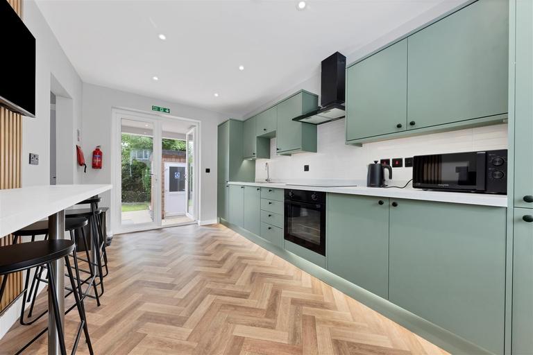 Wakefield Road, North & West Earlham, Norwich, NR5 8JE