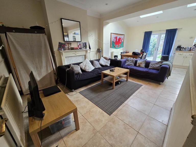 Pen Y Bryn Road, Heath, Cardiff, CF14 3LG