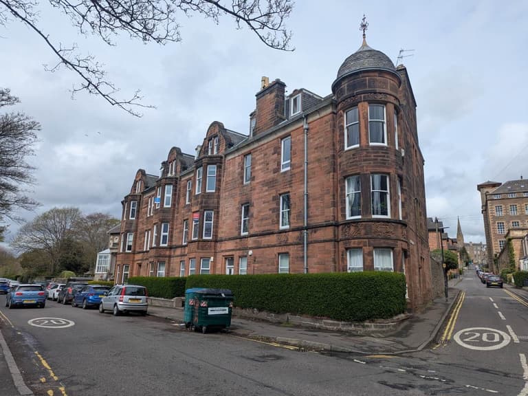 2/1 Magdalen Yard Road, West End, Dundee, DD2 1BB 2/1 Magdalen Yard Road, West End, Dundee, DD2 1BB