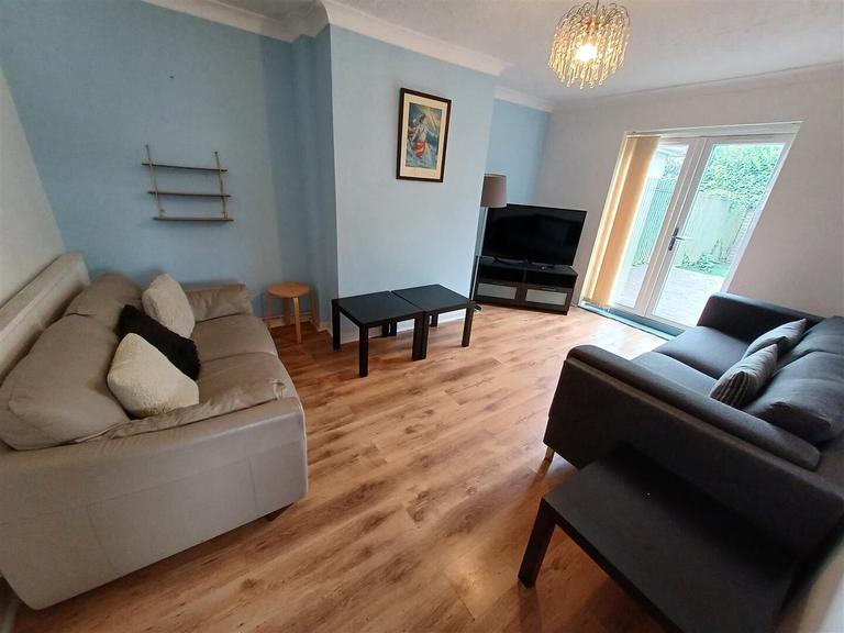 North Road, Cathays, Cardiff, CF14 3AF