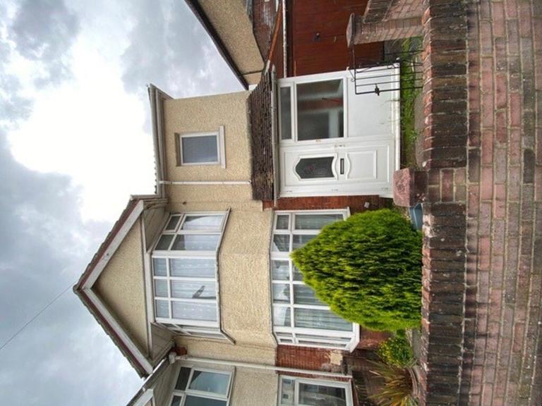 Blenheim Gardens, Highfield, Southampton, SO17 3RN