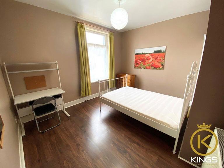 Guildford Road, Fratton, Portsmouth, PO1 5HX