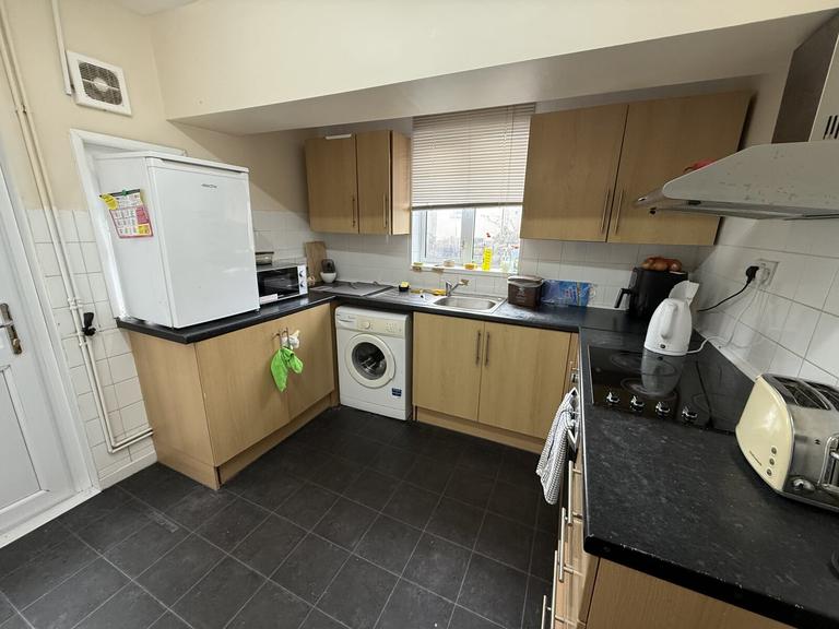 Cathays Cardiff, Cathays, Cardiff, CF24 4QJ