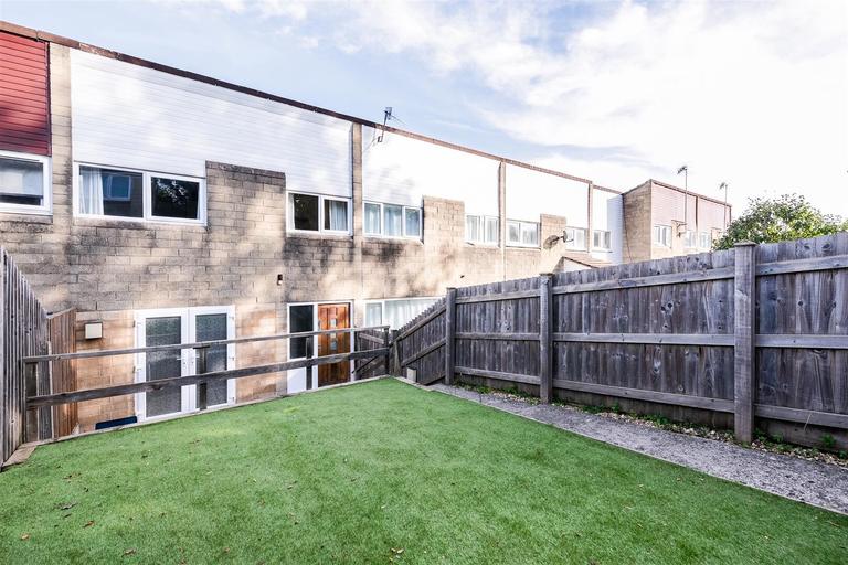 Highland Road, Twerton, Bath, BA2 1DY