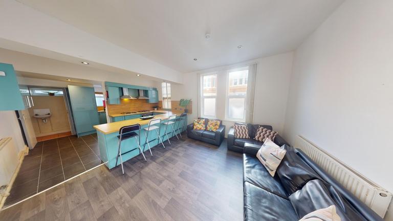 Foxhall Road, Forest Fields, Nottingham, NG7 6LH