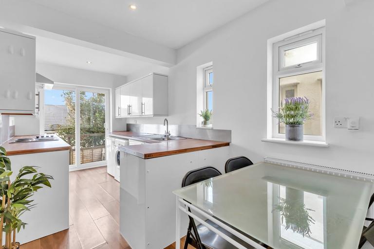 Tarner Road Brighton, Hanover, Brighton, BN2 9QT