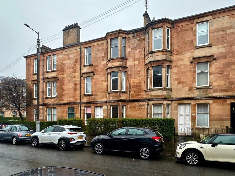 Kenmure Street, Main Door, West End, Glasgow, G41 2JG