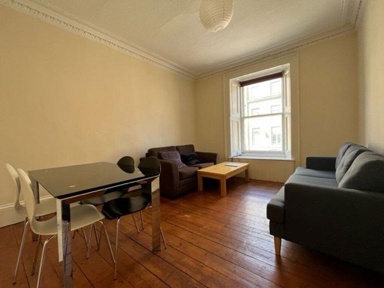 3 bedroom house for rent Crichton Street, Dundee, DD1 3AR | UniHomes