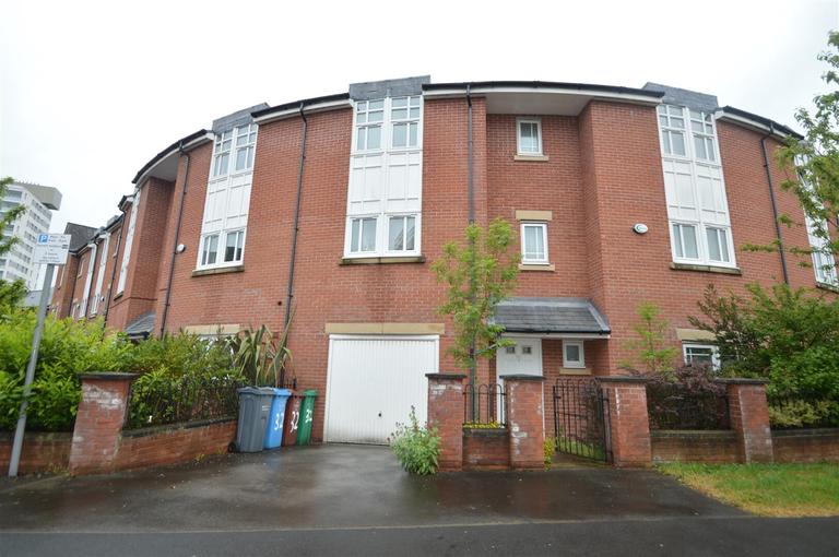 Drayton Street, Hulme, Manchester, M15 5LL