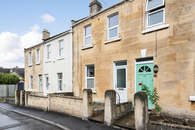 Burnham Road, Oldfield Park, Bath, BA2 3RY