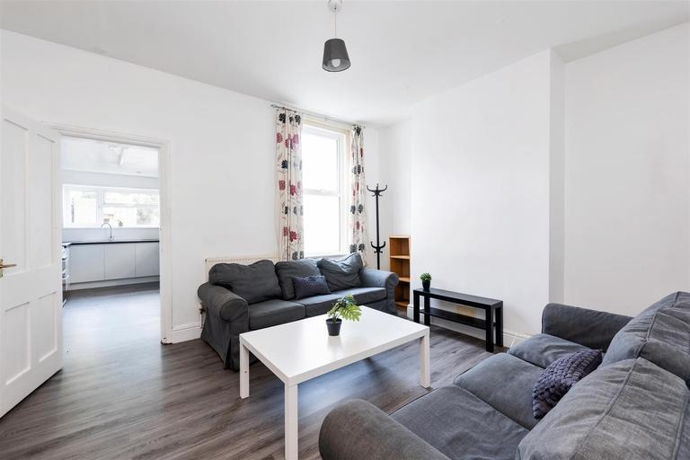 St. Peters Terrace, Oldfield Park, Bath, BA2 3BU