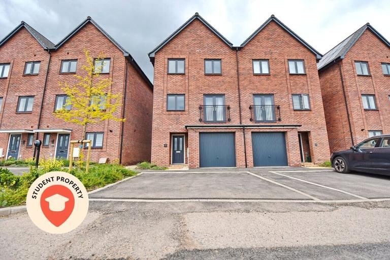 4 bedroom house for rent Baylis Gardens, Bristol, BS34 8DE | UniHomes