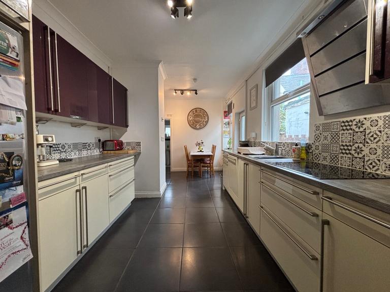 Talworth Street, Roath, Cardiff, CF24 3EH