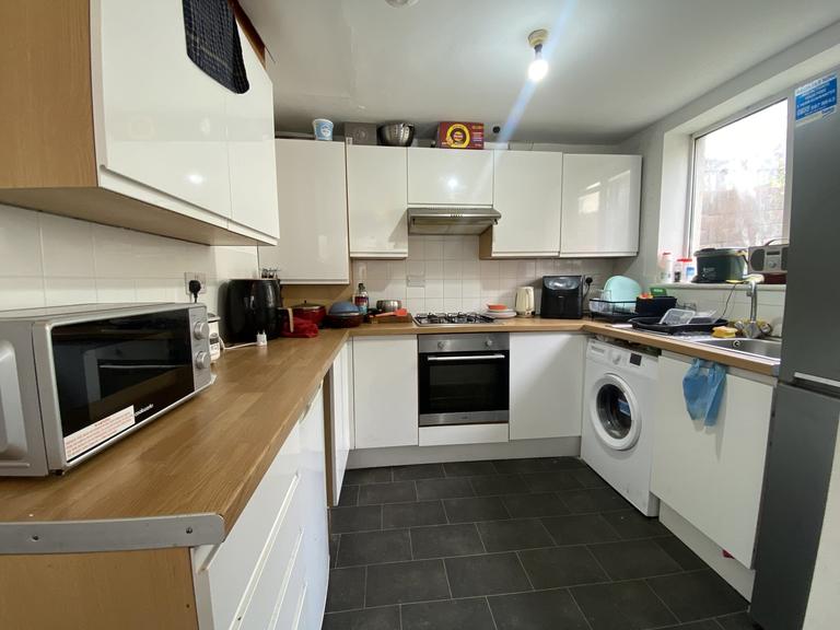 Cromwell Street, Townhill, Swansea, SA1 6EY
