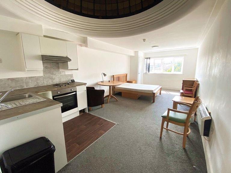 Lake Road, City Centre, Portsmouth, PO1 4HA