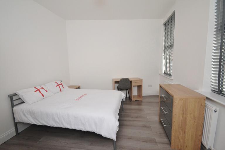 4 bedroom house for rent Redruth Street, Manchester, M14 7PX UniHomes