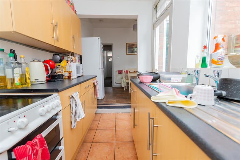 Milner Road, Selly Oak, Birmingham, B29 7RQ Milner Road, Selly Oak, Birmingham, B29 7RQ