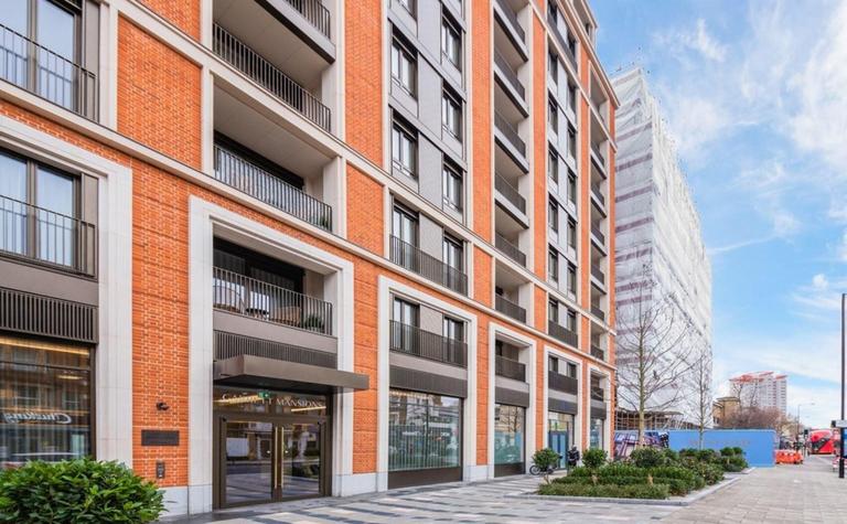 Edgware Road, Paddington, London, W2 1GN