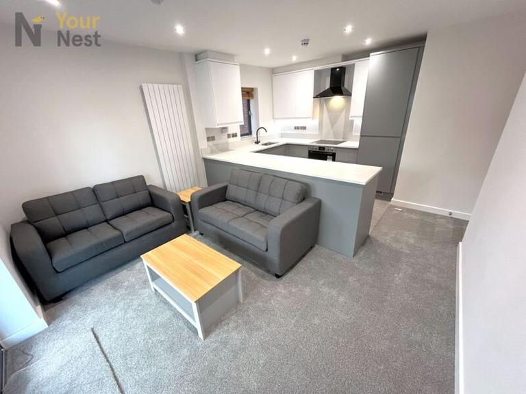 Derwentwater Terrace, Headingley, Leeds, LS6 3JL