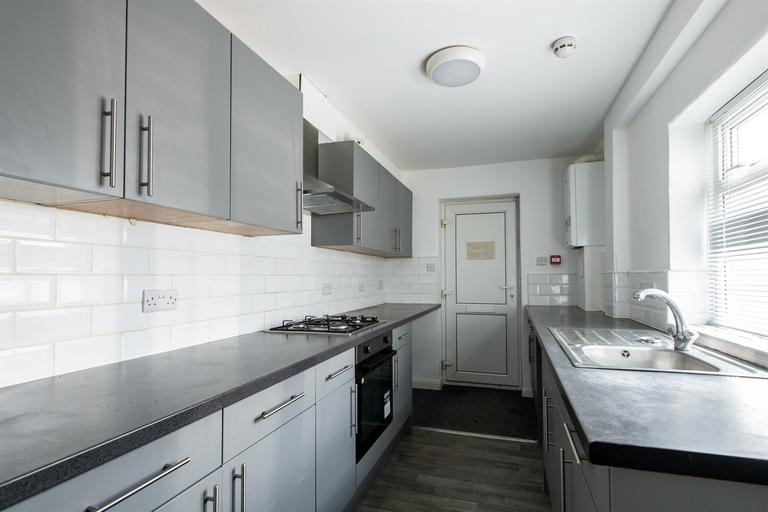 Montpelier Road, Dunkirk, Nottingham, NG7 2JY