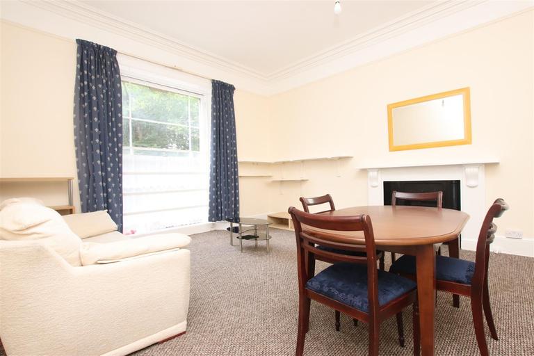 Weston Park East, Weston, Bath, BA1 2XA