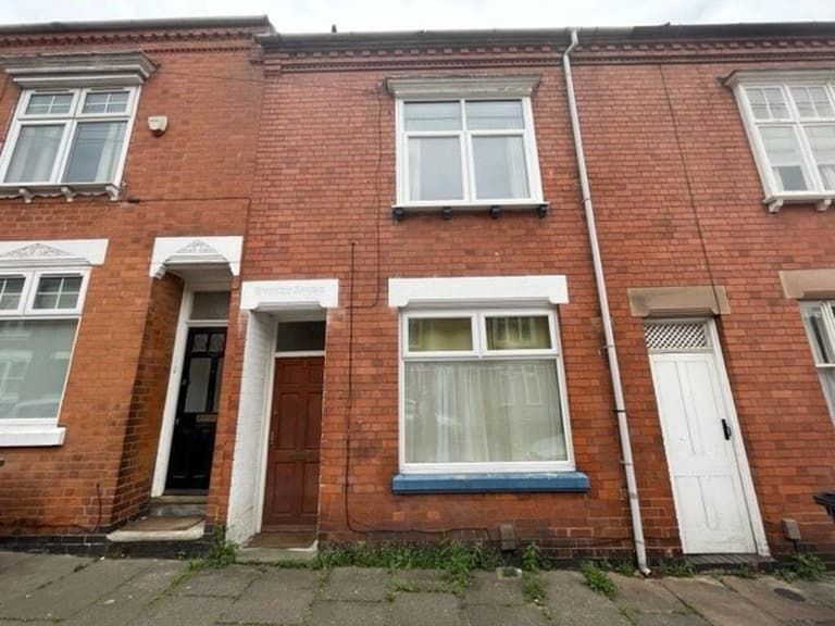 Hartopp Road, Clarendon Park, Leicester, LE2 1WE Hartopp Road, Clarendon Park, Leicester, LE2 1WE