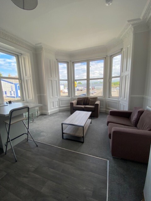 Moat Place, Slateford, Edinburgh, EH14 1NY
