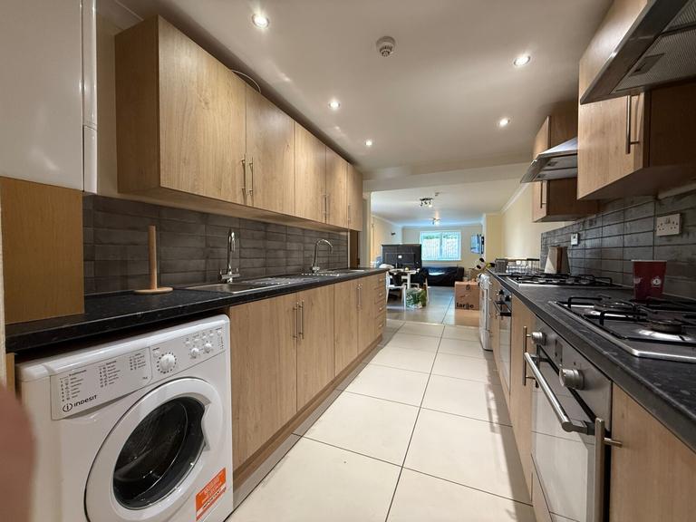 Flora Street, Cathays, Cardiff, CF24 4EP