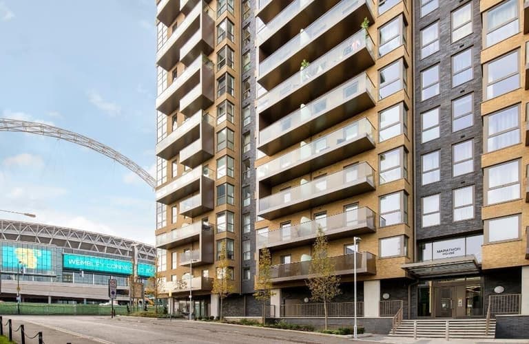 33 Olympic Way, Hendon, London, HA9 0GF 33 Olympic Way, Hendon, London, HA9 0GF