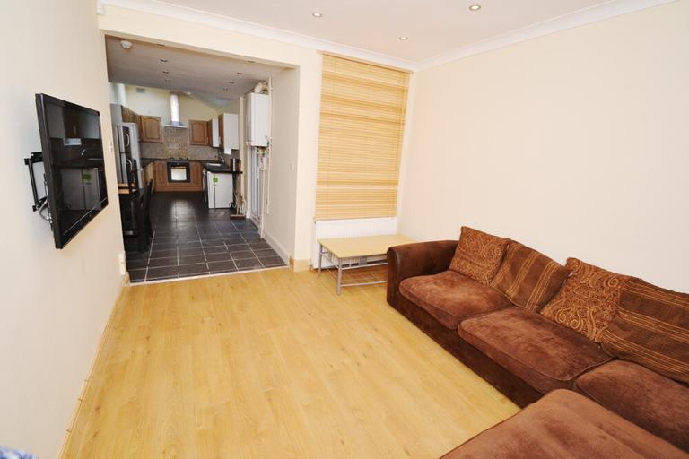 6 bedroom apartment for rent Ilkeston Road, Nottingham, NG7 3HF UniHomes