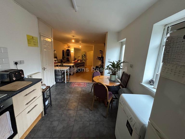 Crwys Road Cathays, Cathays, Cardiff, CF24 4NF