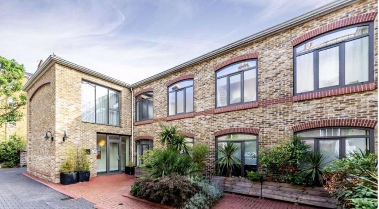 Hamlet Gardens, Hammersmith & Shepherd's Bush, London, W6 0SX