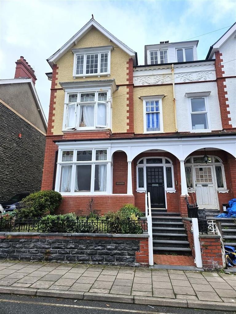 8 bedroom house for rent North Road, Aberystwyth, SY23 2EE UniHomes