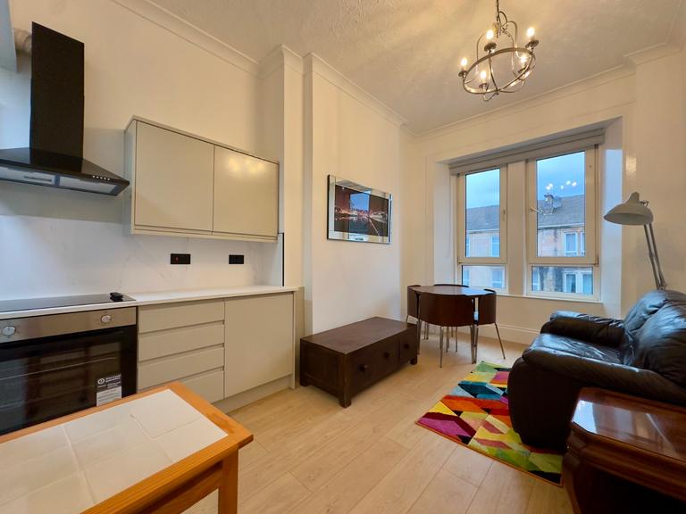 Paisley Road West, Flat 2/2, City Centre, Glasgow, G51 1LX