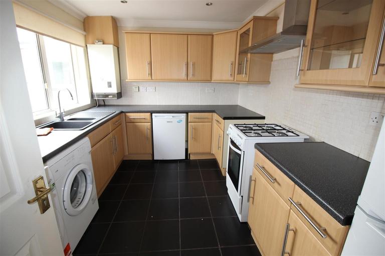 Bosanquet Close, Uxbridge, London, UB8 3PE
