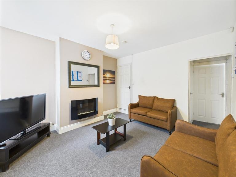 Havelock Street, Golden Triangle, Loughborough, LE11 5DH