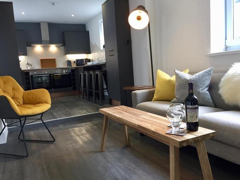 5 bedroom house for rent Vincent Street, Swansea, SA1 3TY UniHomes