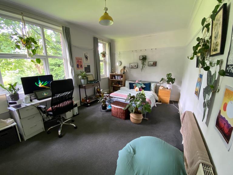 2 bedroom apartment for rent Otley Road, Leeds, LS16 5JX UniHomes