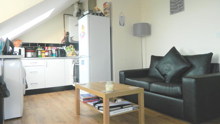 Heaton Road, Heaton, Newcastle, NE6 5HN