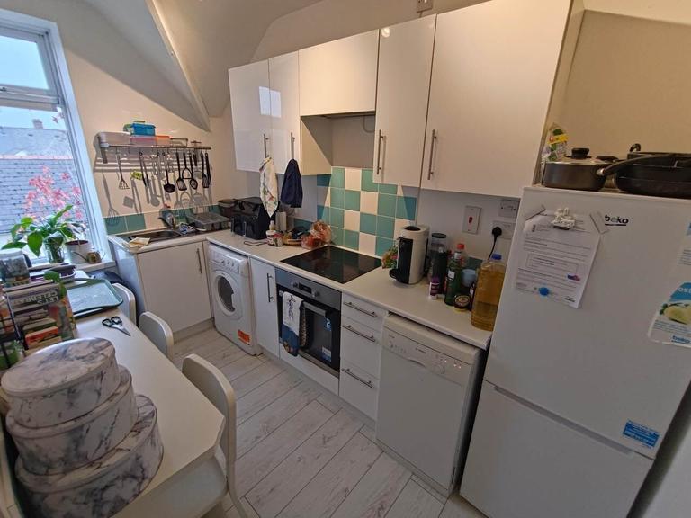 Violet Row, Roath, Cardiff, CF24 4SF