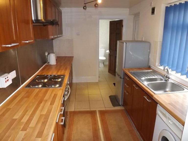 Heaton, Heaton, Newcastle, NE6 5YD