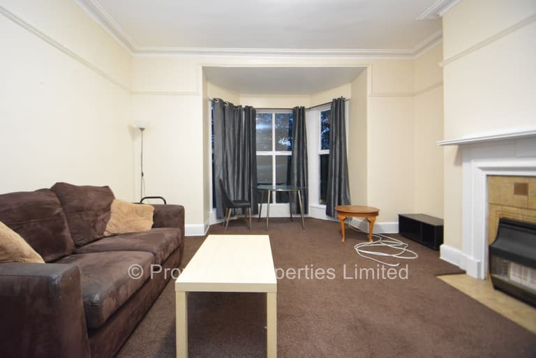 Montpelier Terrace Leeds, Hyde Park, Leeds, LS6 2EX Montpelier Terrace Leeds, Hyde Park, Leeds, LS6 2EX