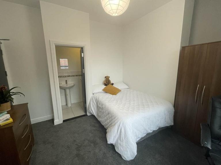 Trafalgar Place, Brynmill, Swansea, SA2 0BU