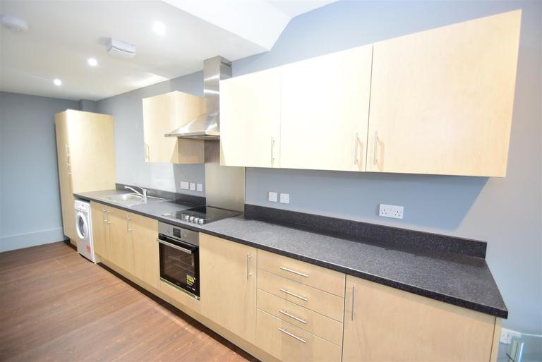 Chillingham Road Apartments, Heaton, Newcastle, NE6 5LJ