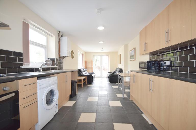 Richards Street, Cathays, Cardiff, CF24 4DD